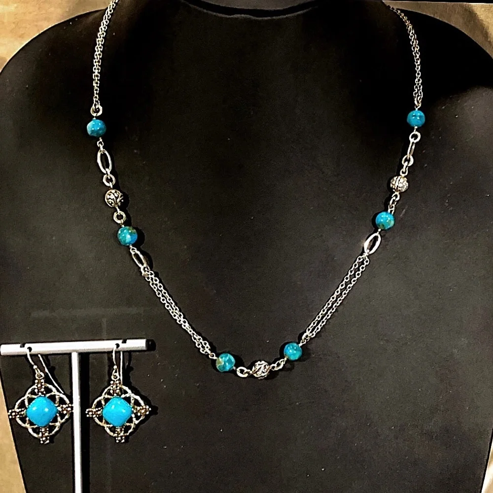 LOIS HILL & MICHAEL DAWKINS Sterling Silver Turquoise Necklace and Earring Set